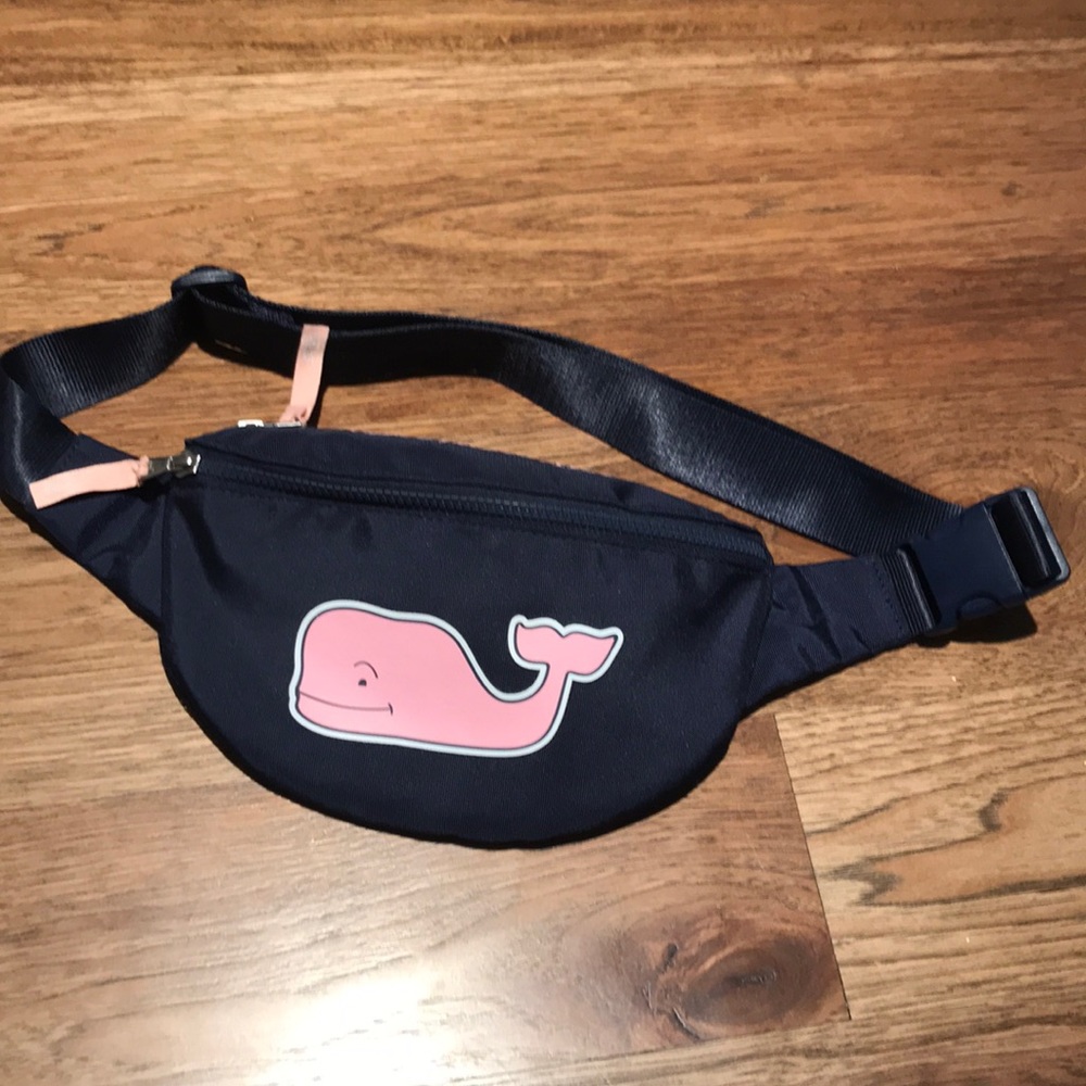 Vineyard vines fanny pack